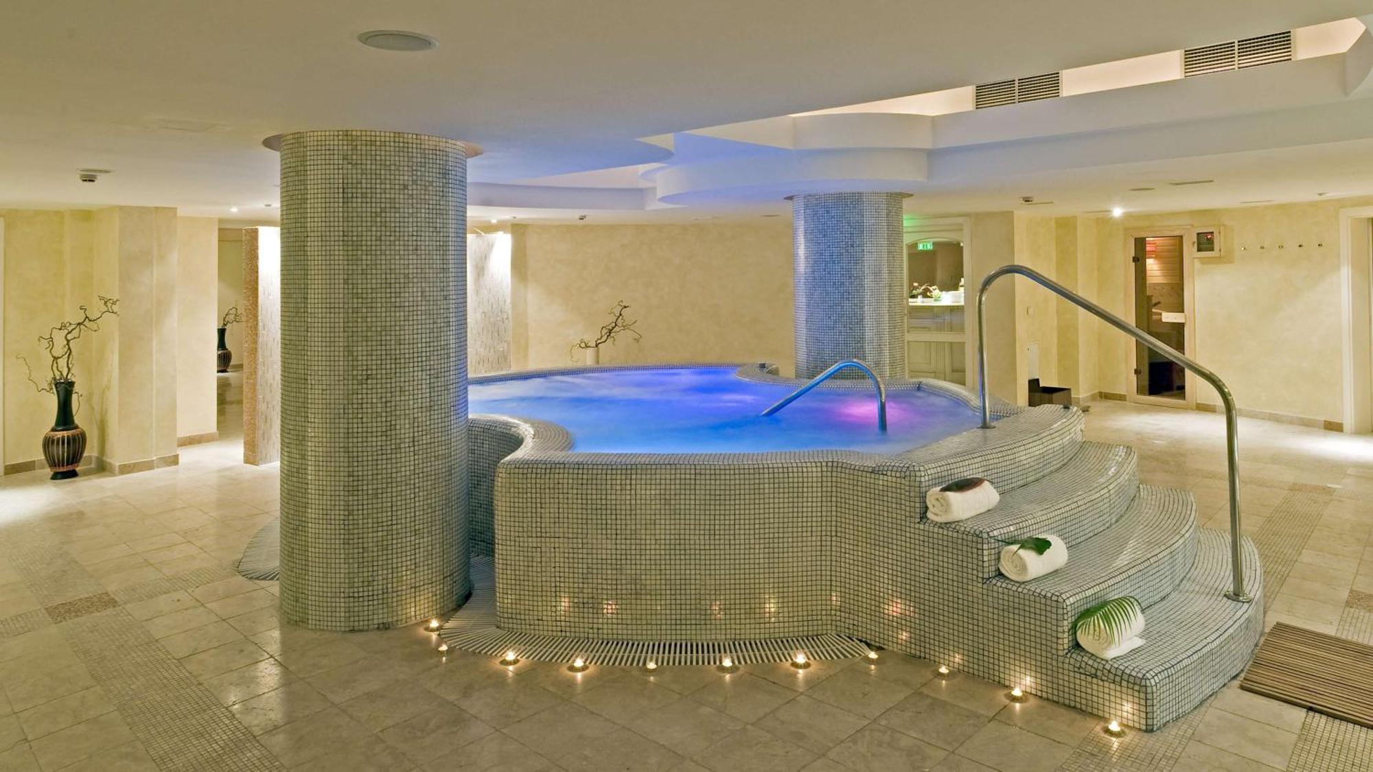 Hilton Sibiu Hotel Ngoại thất bức ảnh